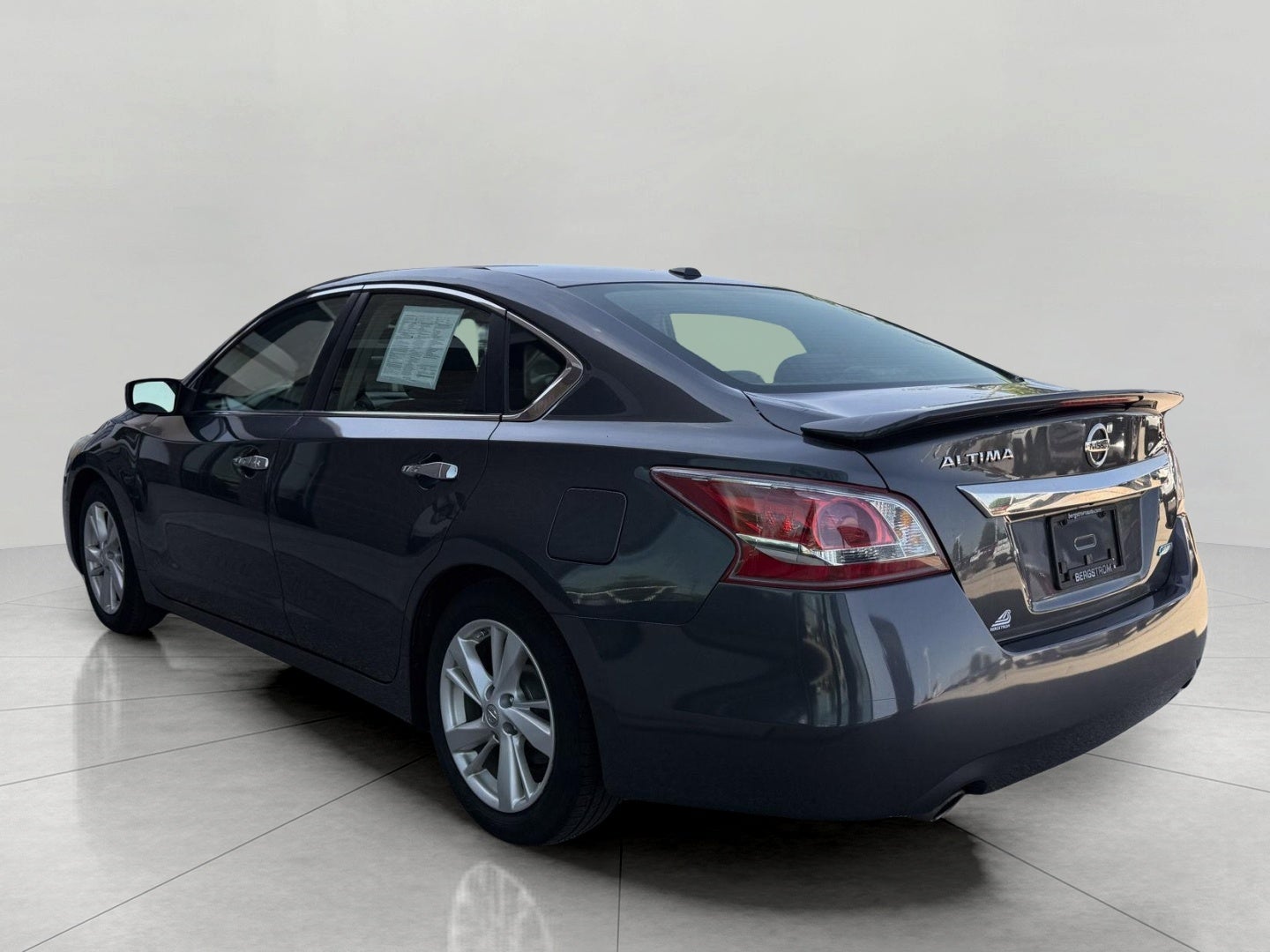 2013 Nissan Altima 4dr Sdn I4 2.5 SV
