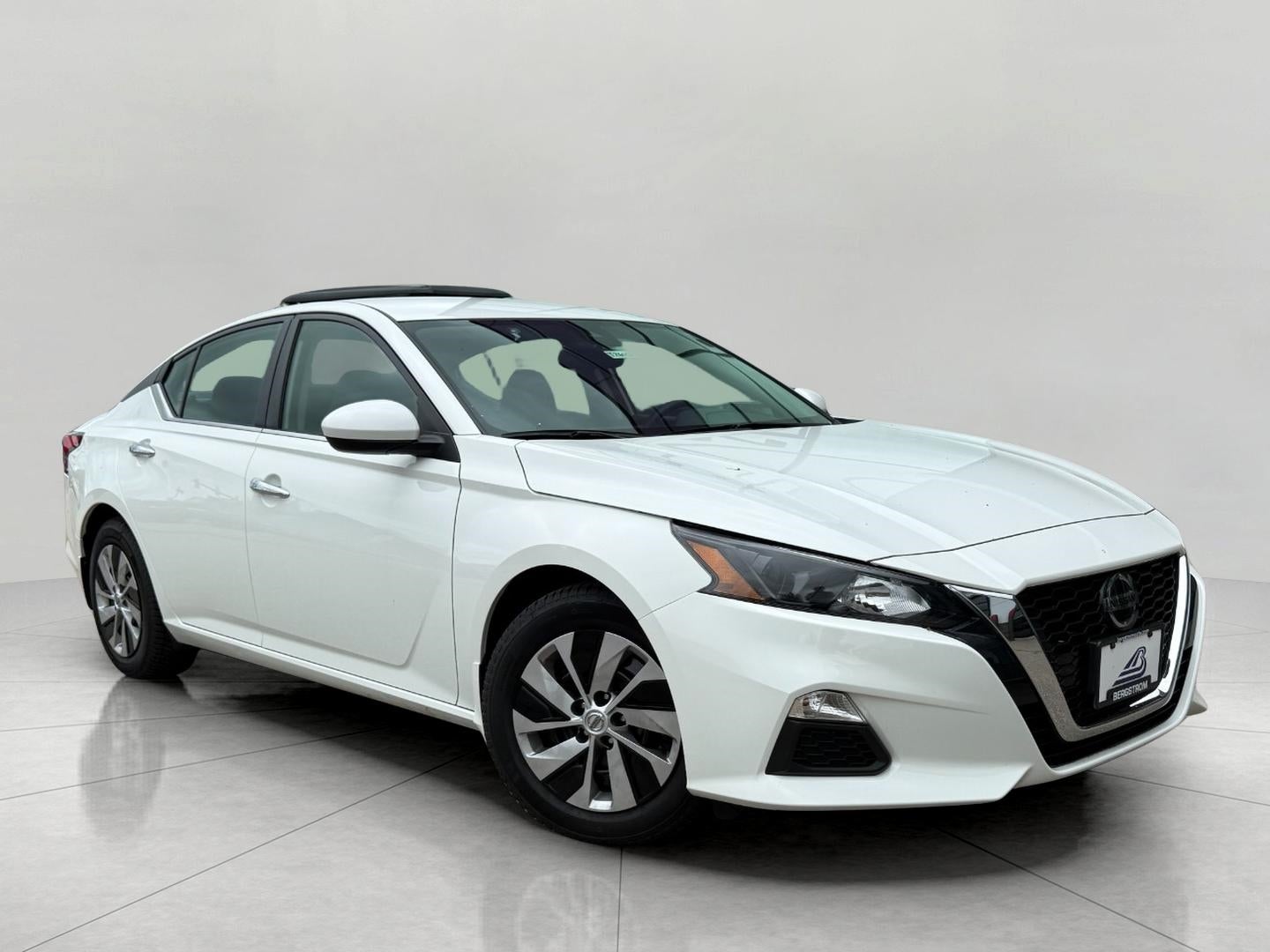 2022 Nissan Altima 2.5 S Sedan