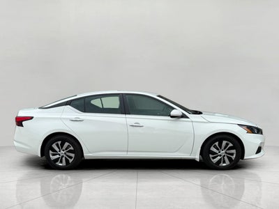 2022 Nissan Altima 2.5 S Sedan
