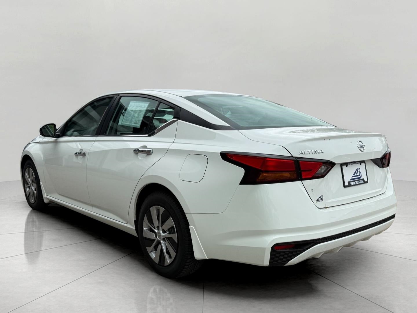 2022 Nissan Altima 2.5 S Sedan