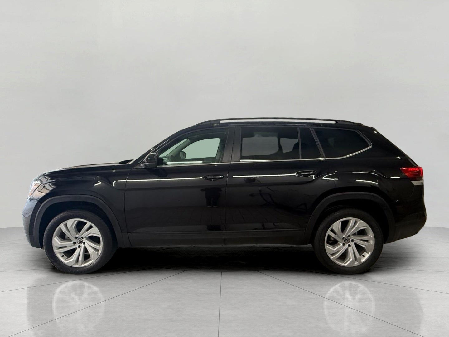 2022 Volkswagen Atlas 3.6L V6 SE w/Technology 4MOTION