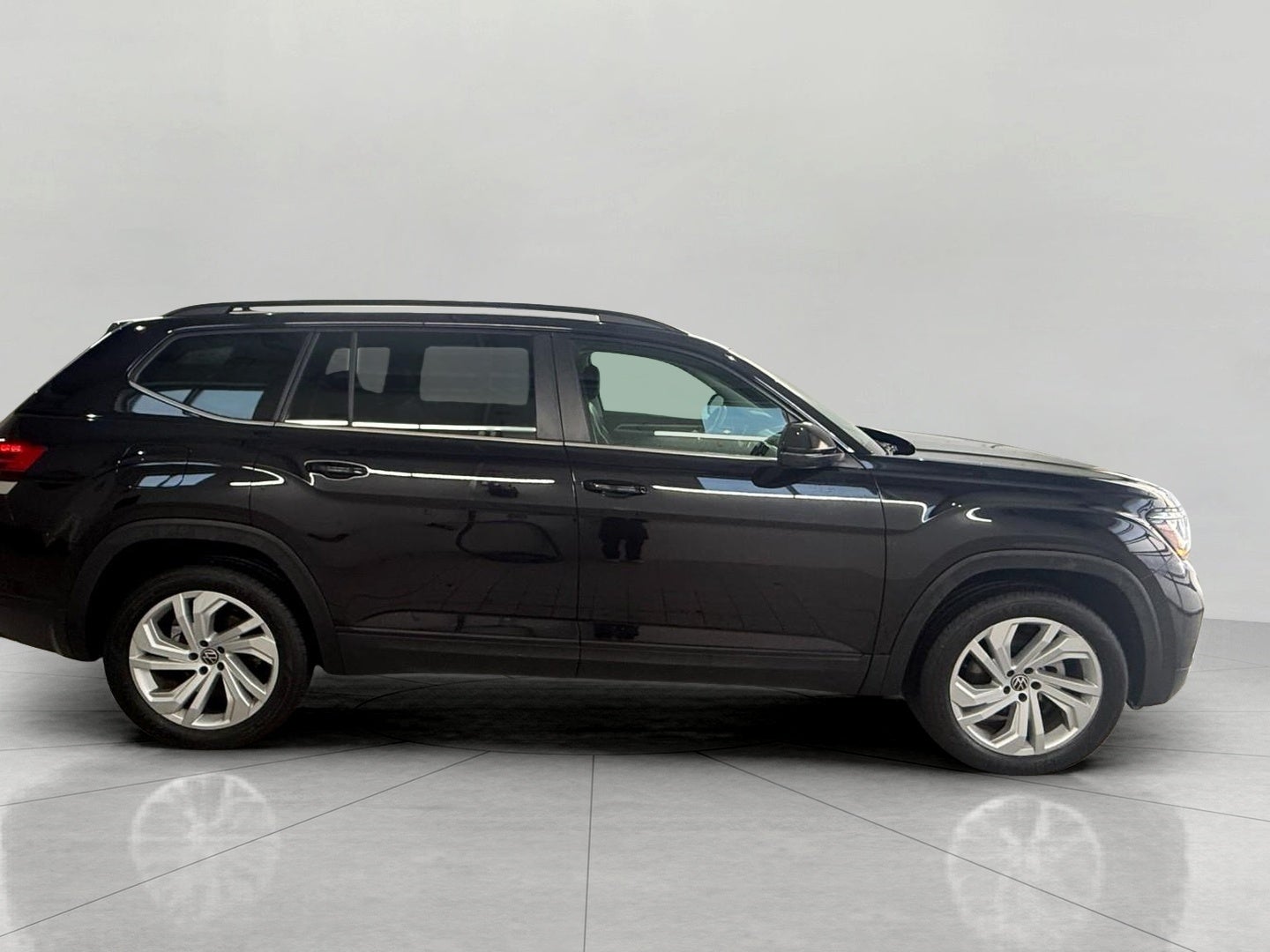 2022 Volkswagen Atlas 3.6L V6 SE w/Technology 4MOTION