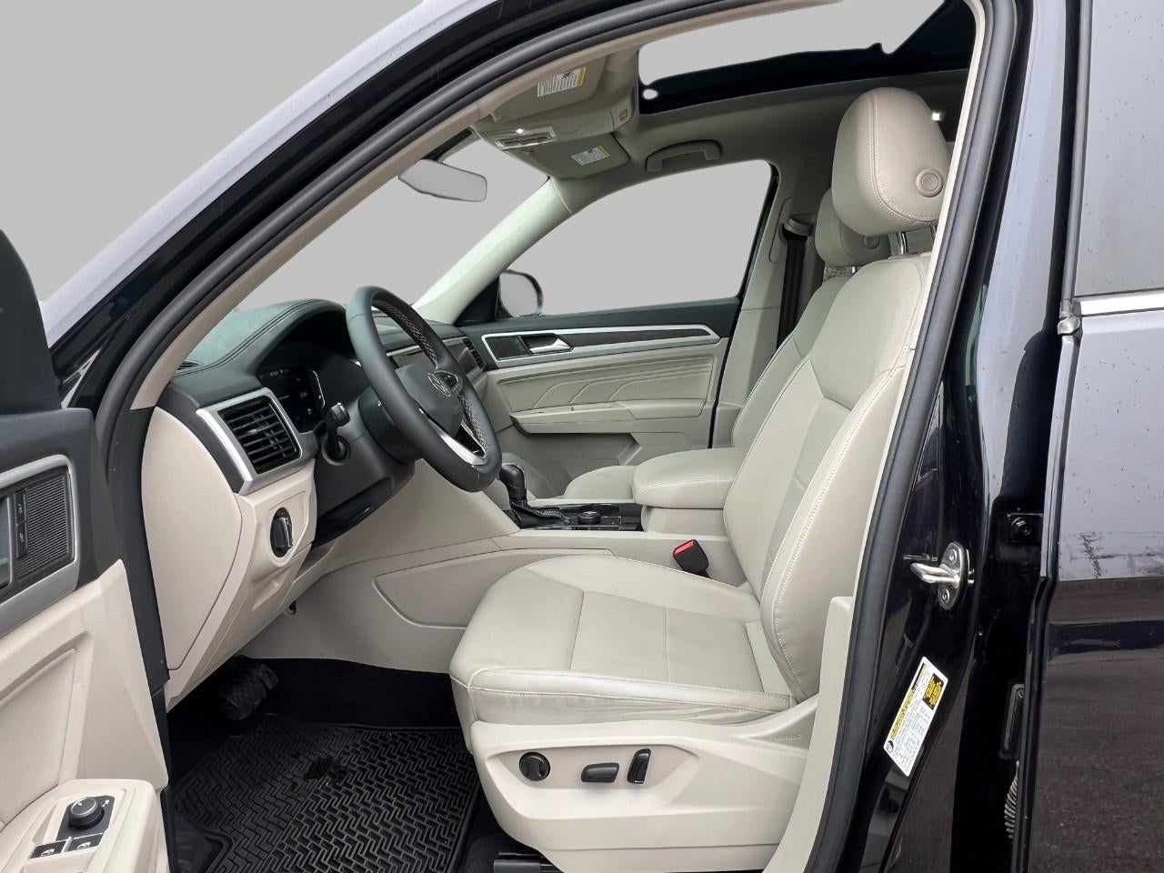 2022 Volkswagen Atlas 2.0T SE w/Technology 4MOTION