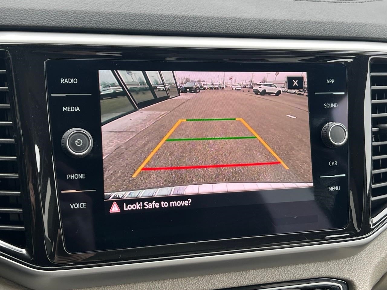 2022 Volkswagen Atlas 2.0T SE w/Technology 4MOTION