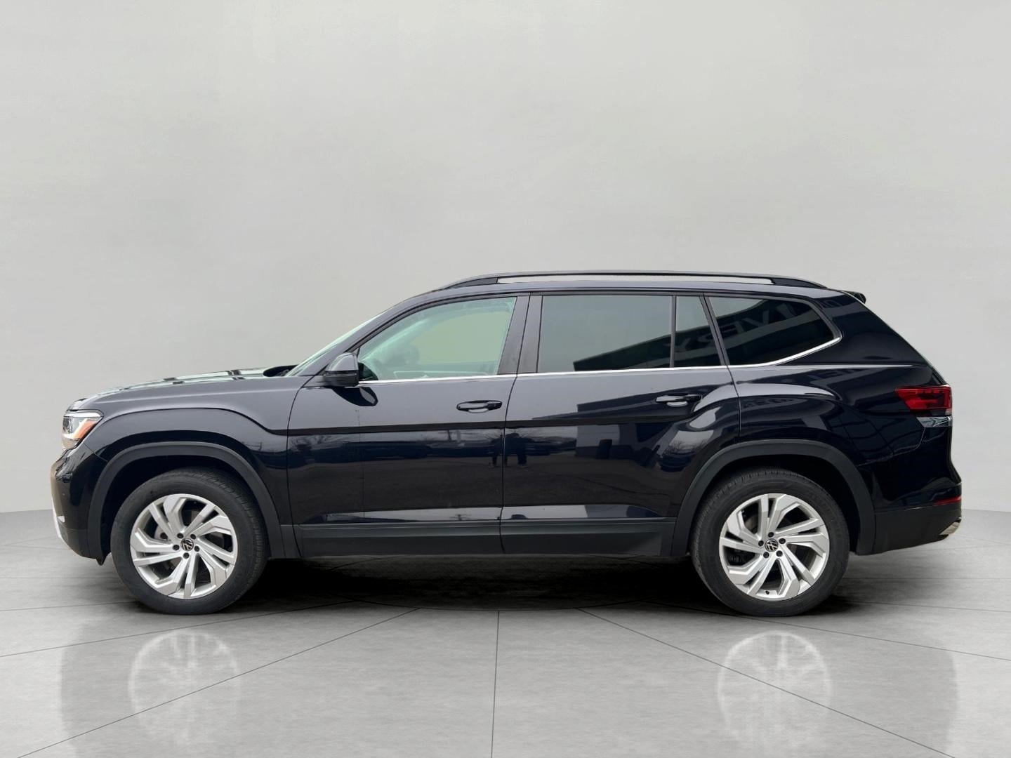 2022 Volkswagen Atlas 2.0T SE w/Technology 4MOTION