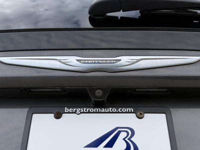 2017 Chrysler Pacifica Touring-L FWD