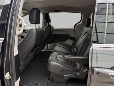 2017 Chrysler Pacifica Touring-L FWD