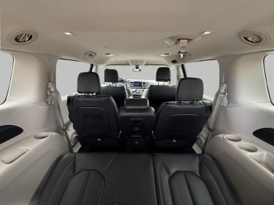 2017 Chrysler Pacifica Touring-L FWD
