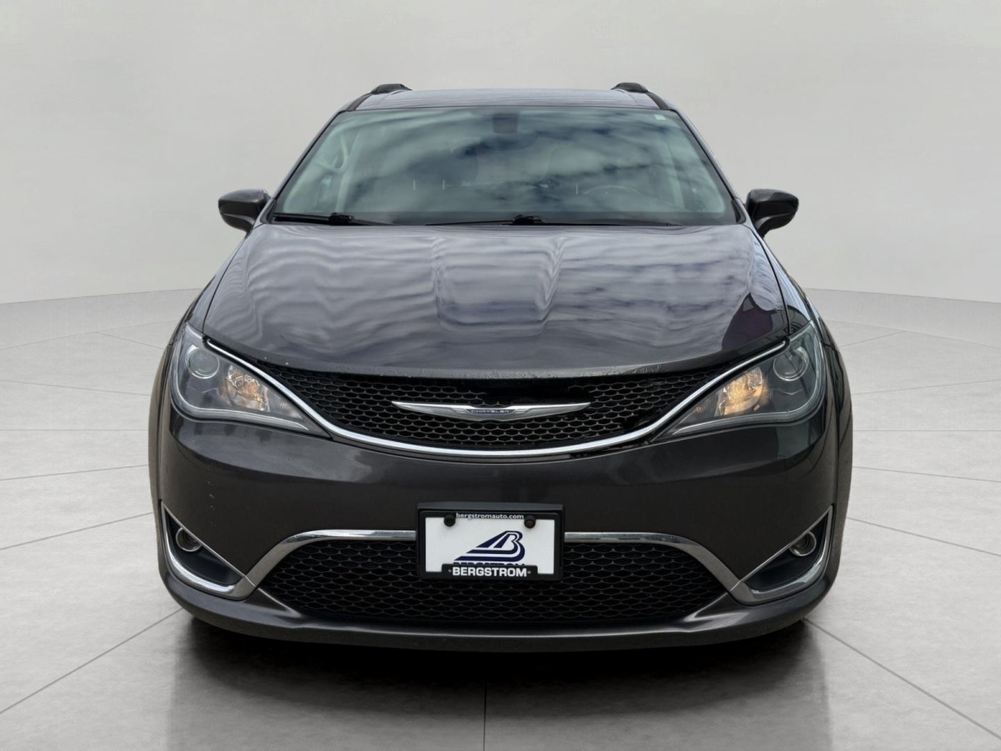 2017 Chrysler Pacifica Touring-L FWD