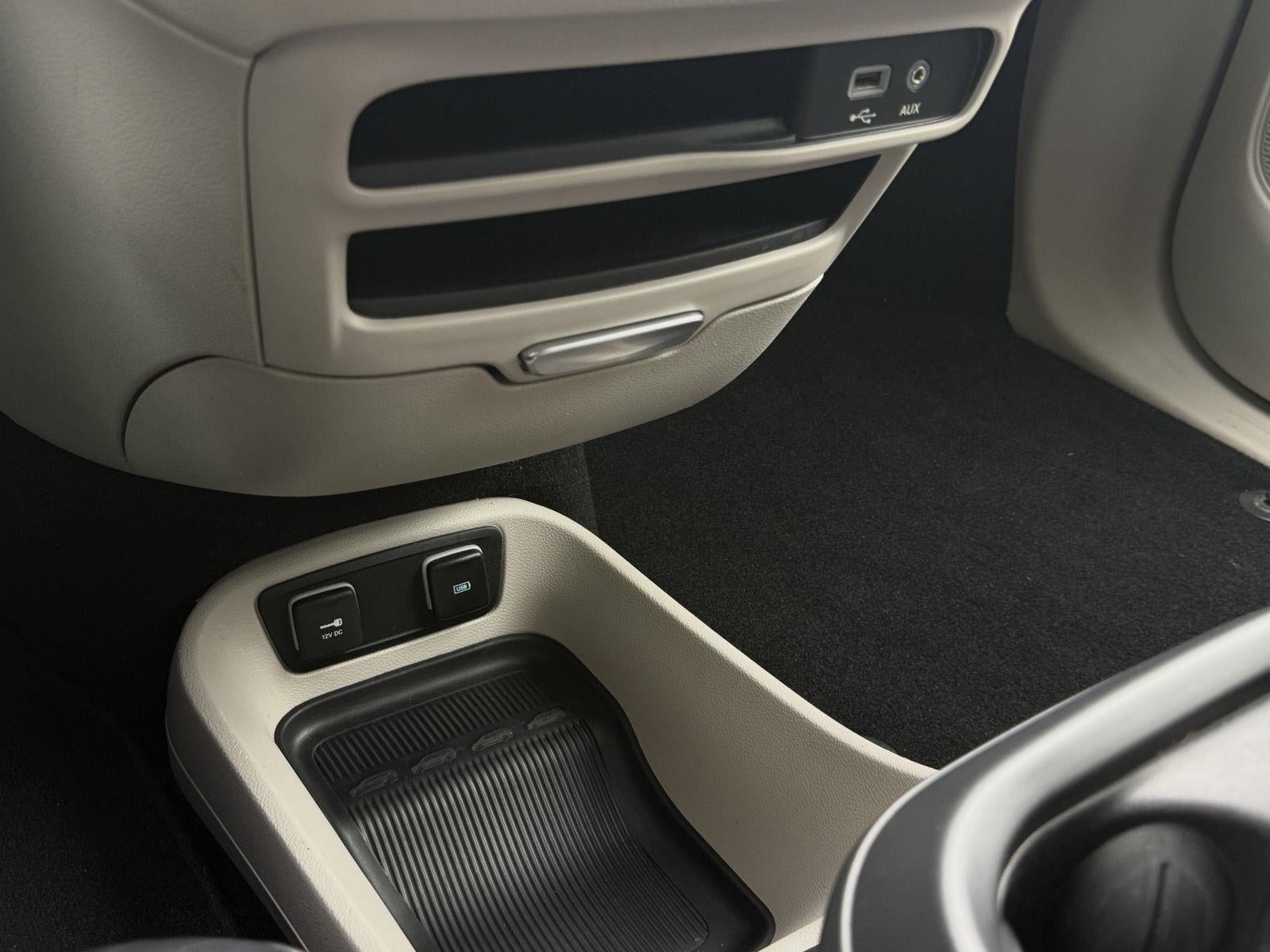 2017 Chrysler Pacifica Touring-L FWD