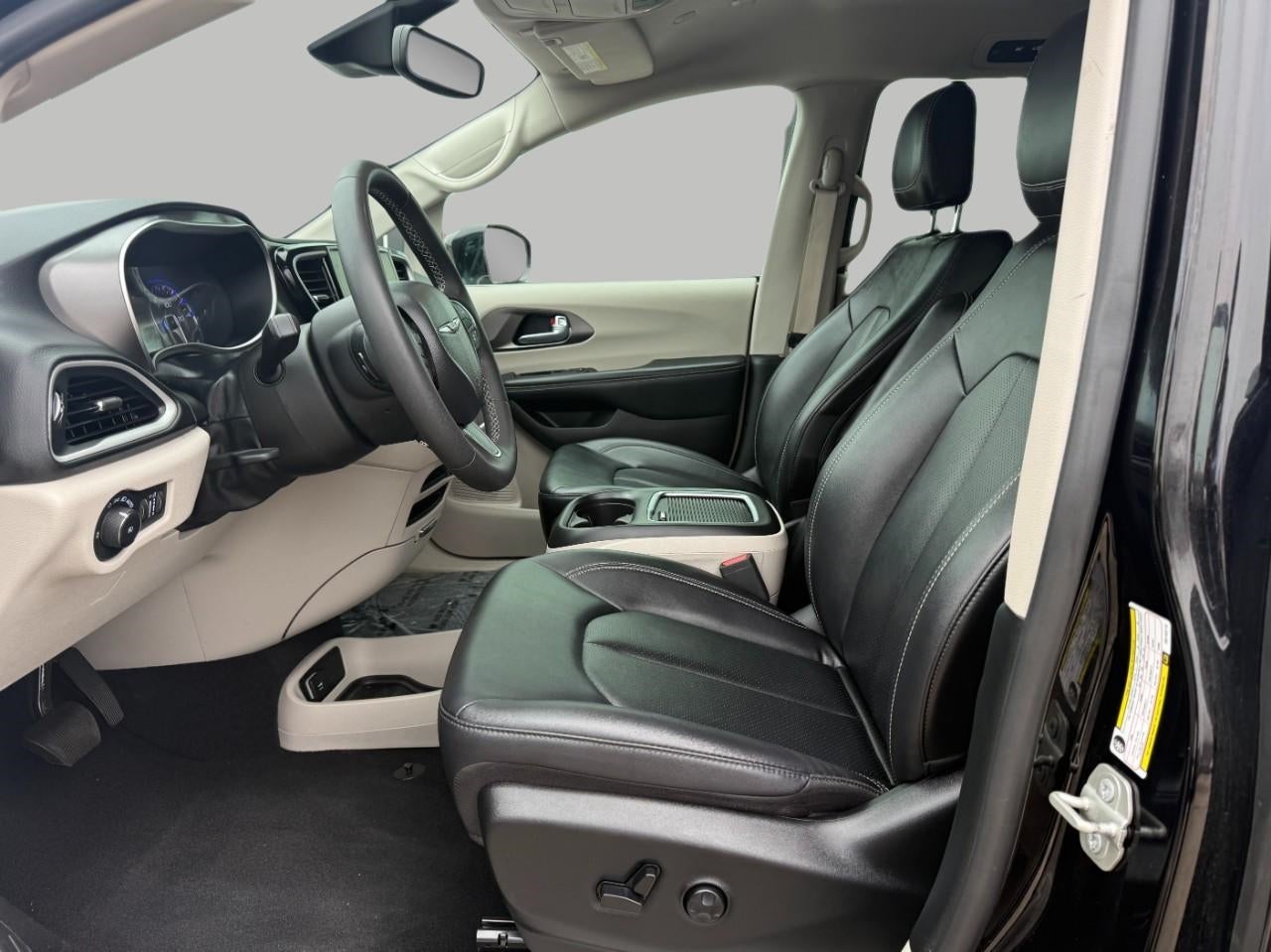 2024 Chrysler Pacifica Touring L FWD
