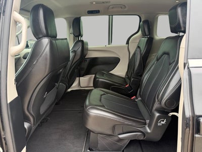 2024 Chrysler Pacifica Touring L FWD
