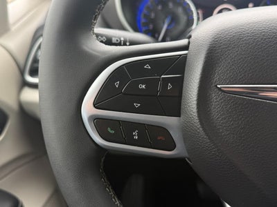 2024 Chrysler Pacifica Touring L FWD