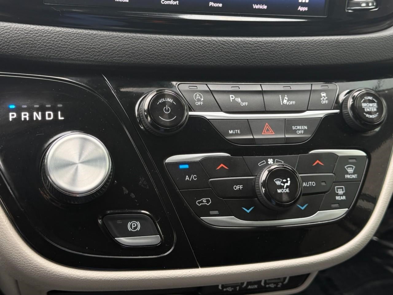 2024 Chrysler Pacifica Touring L FWD
