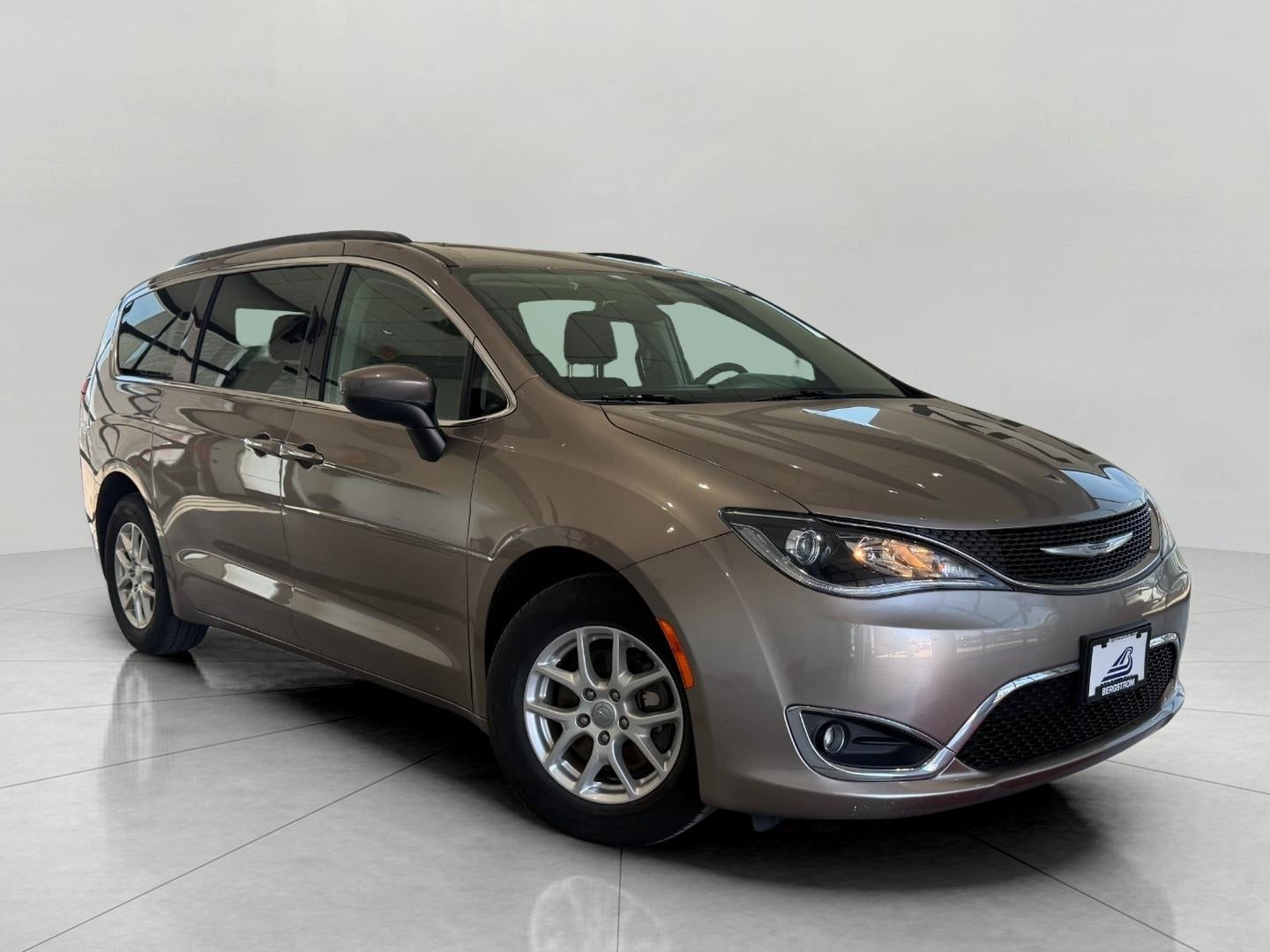 2017 Chrysler Pacifica Touring Plus