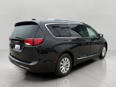 2018 Chrysler Pacifica Touring L FWD