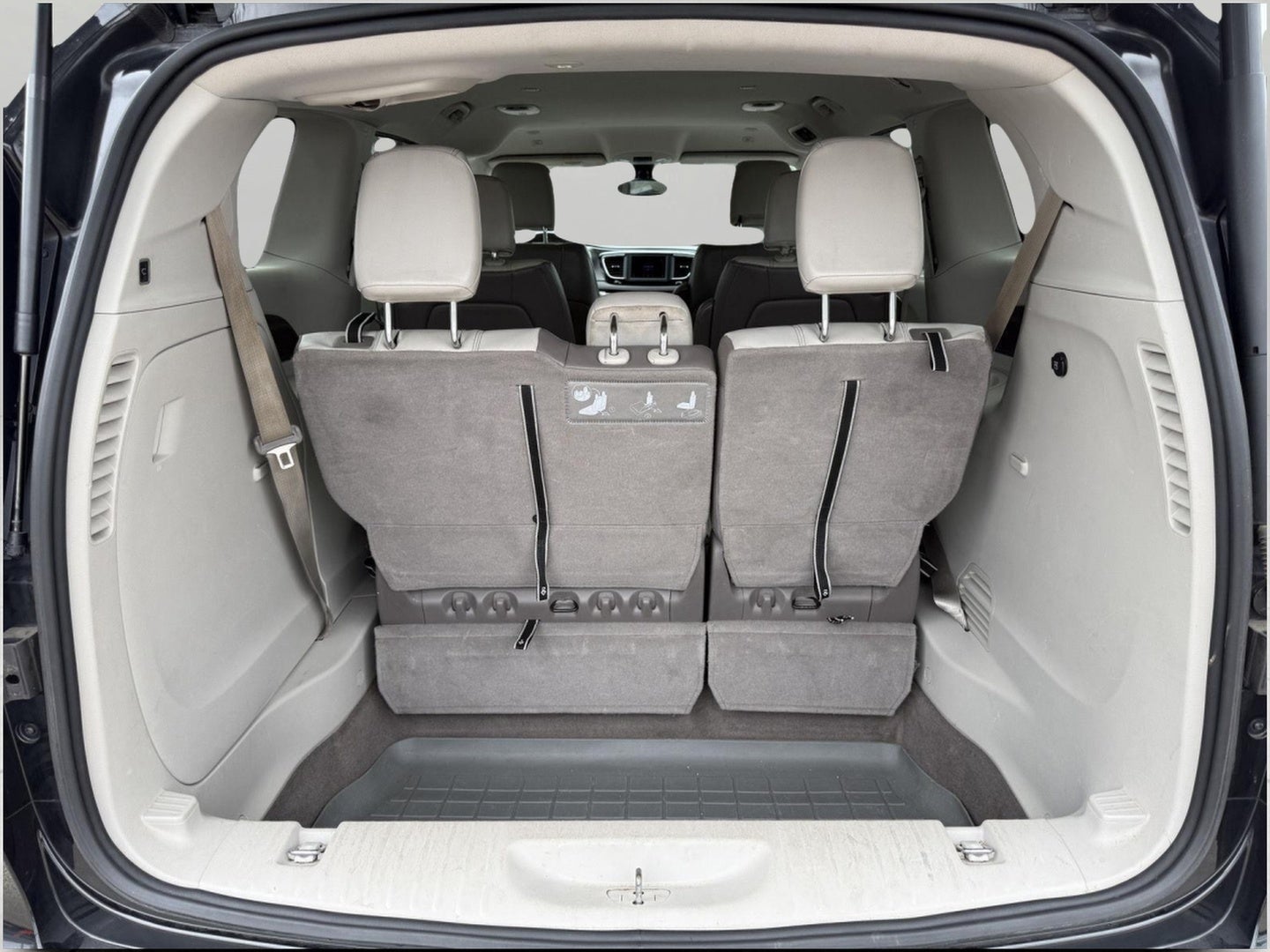 2018 Chrysler Pacifica Touring L FWD