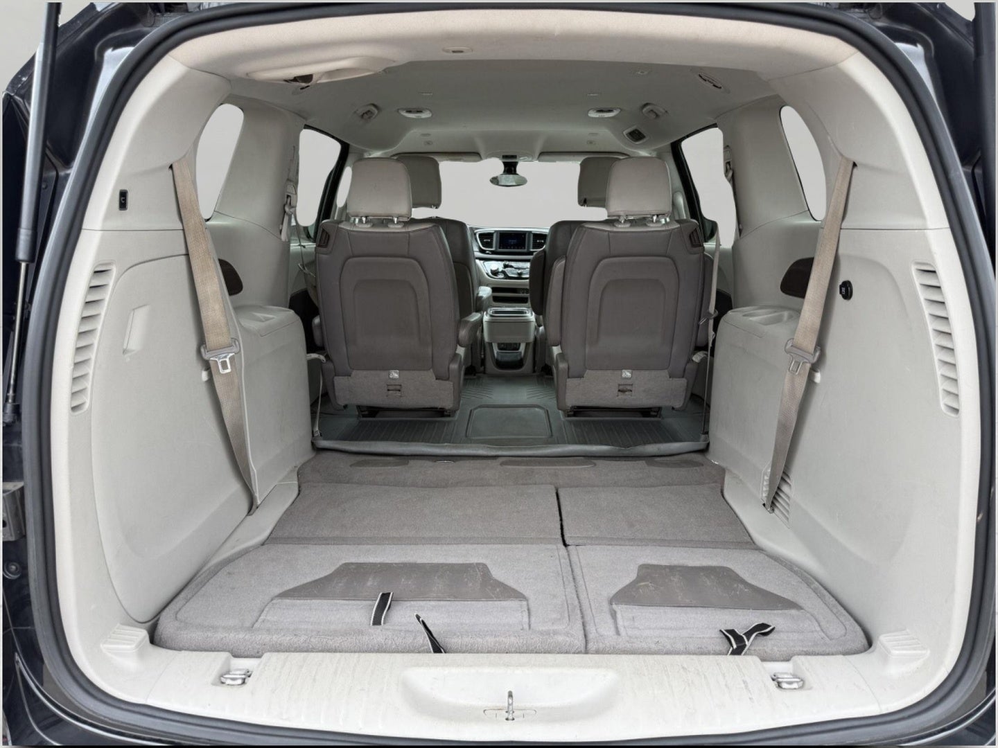 2018 Chrysler Pacifica Touring L FWD