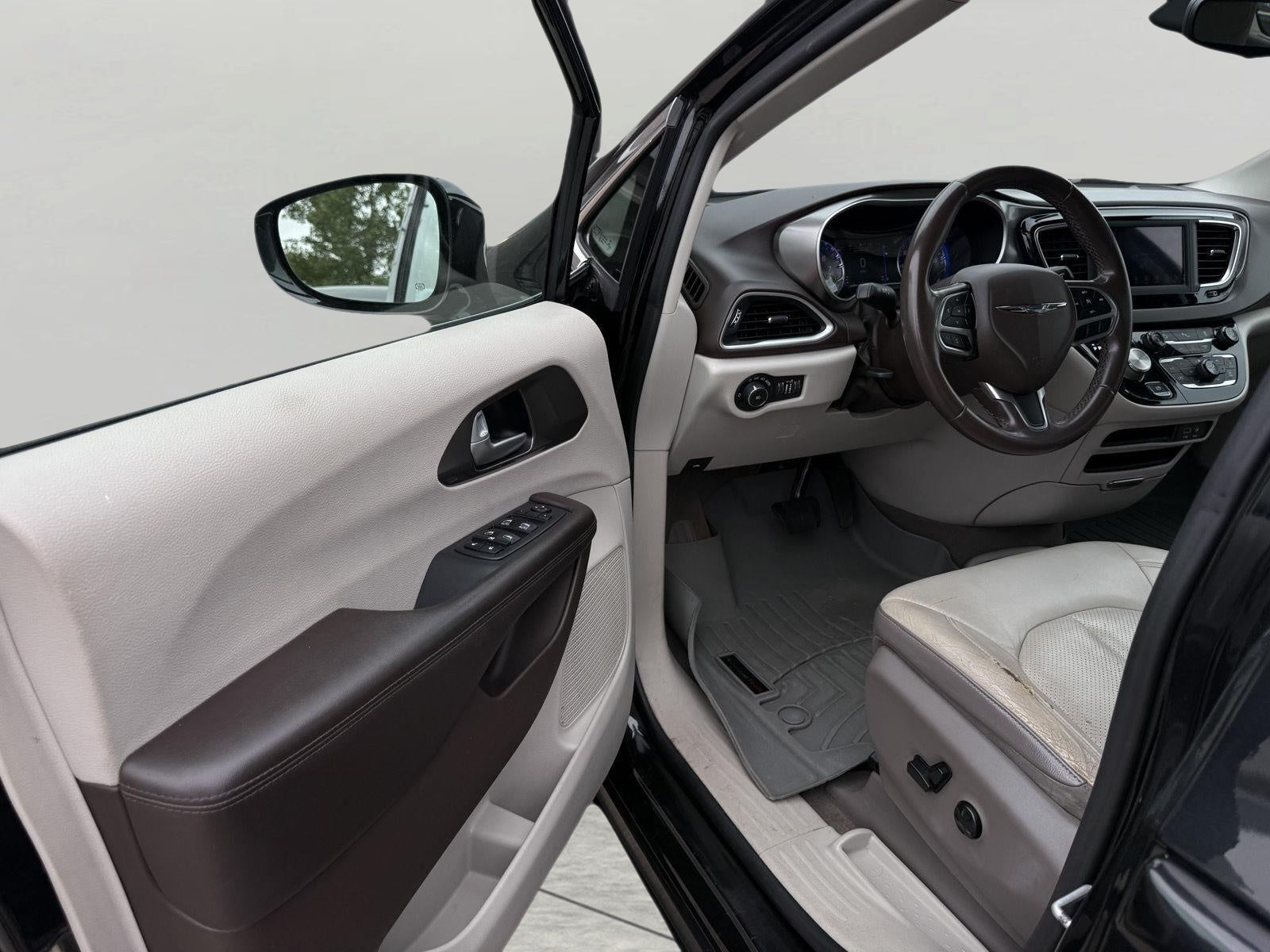 2018 Chrysler Pacifica Touring L FWD