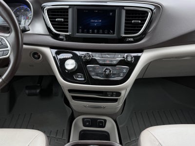 2018 Chrysler Pacifica Touring L FWD