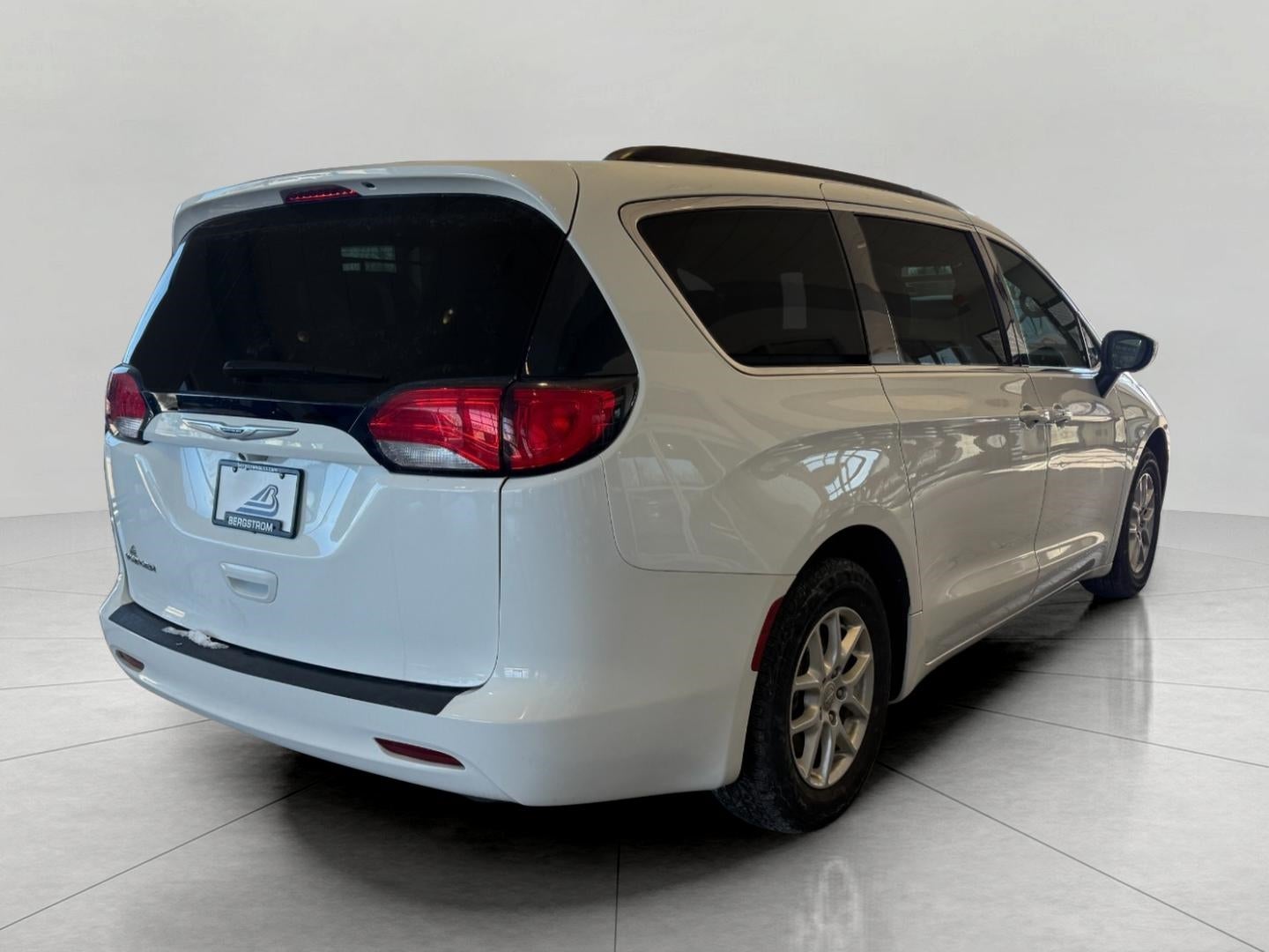 2020 Chrysler Voyager LXI