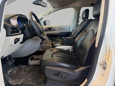 2020 Chrysler Voyager LXI