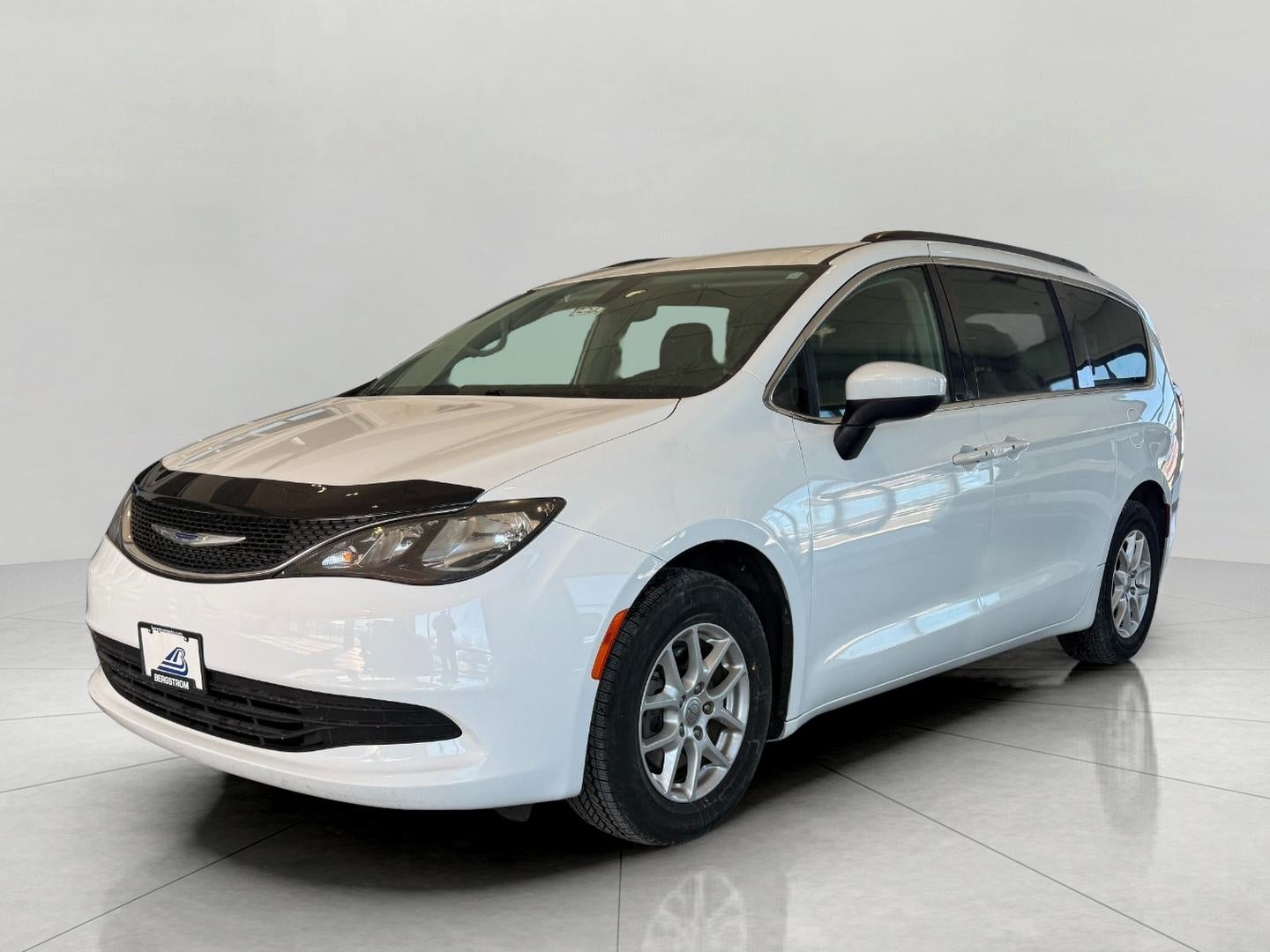 2020 Chrysler Voyager LXI