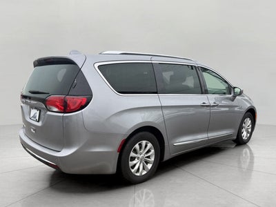 2018 Chrysler Pacifica Touring L Plus FWD