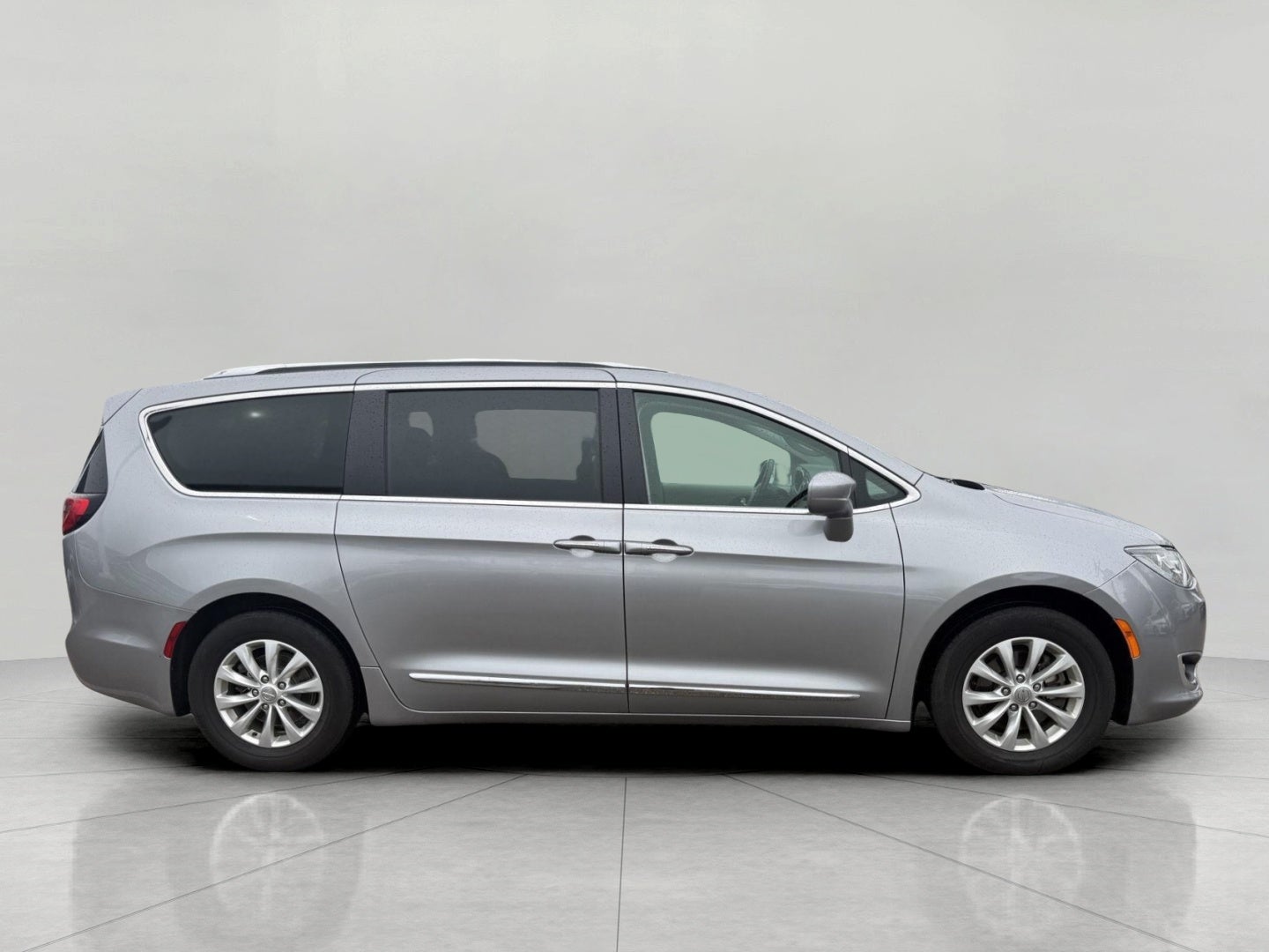 2018 Chrysler Pacifica Touring L Plus FWD