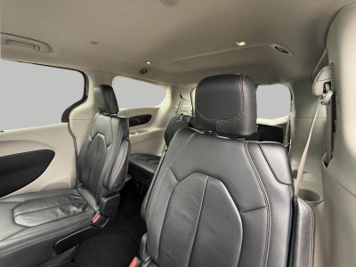 2018 Chrysler Pacifica Touring L Plus FWD