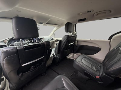 2018 Chrysler Pacifica Touring L Plus FWD