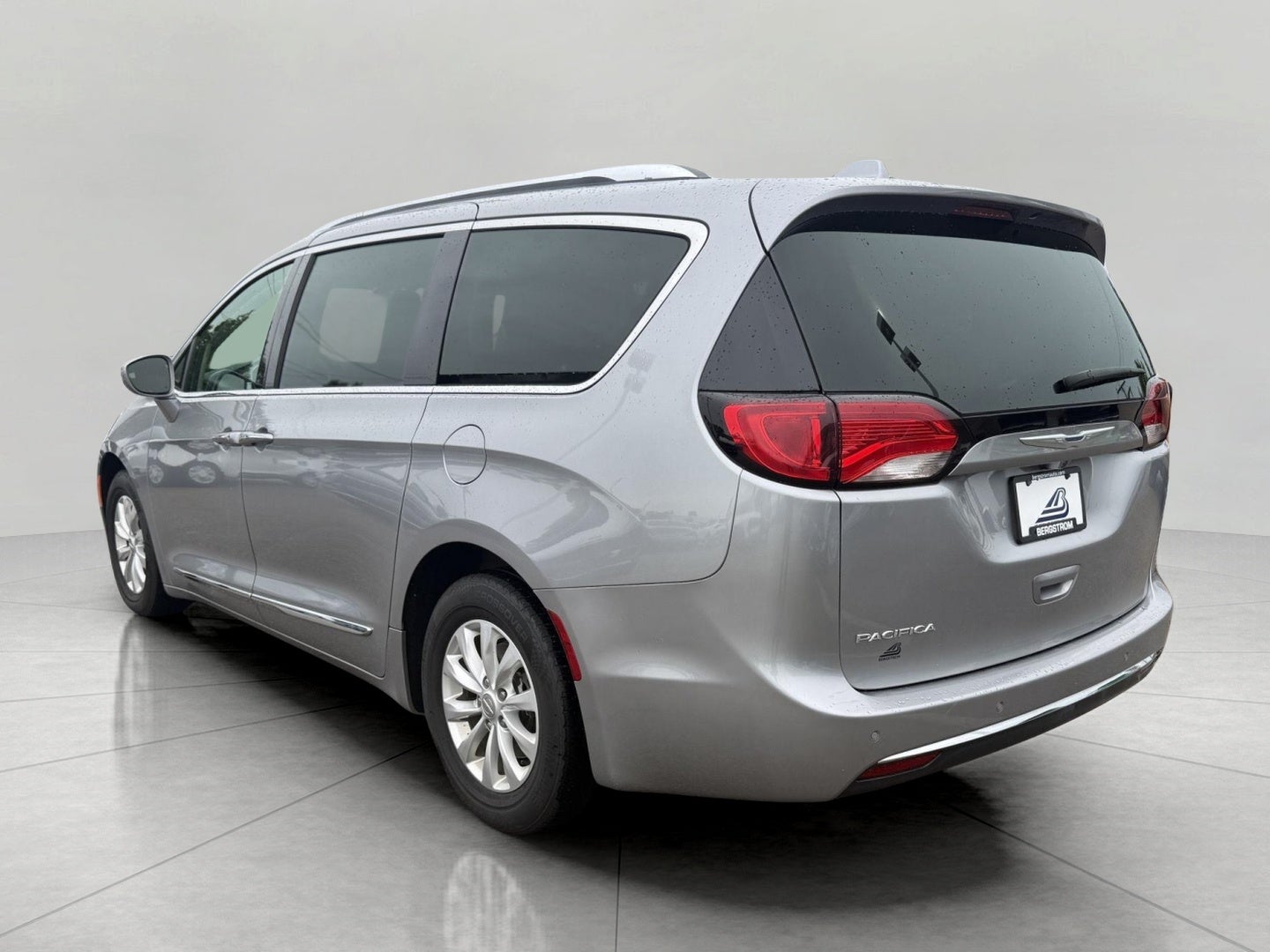 2018 Chrysler Pacifica Touring L Plus FWD