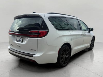 2025 Chrysler Pacifica Limited FWD