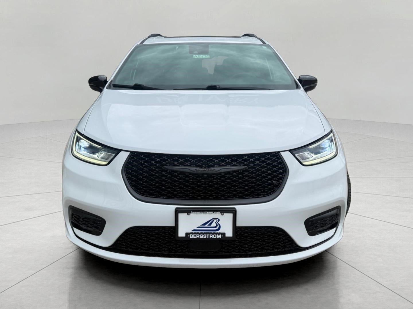 2025 Chrysler Pacifica Limited FWD