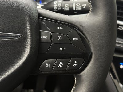 2025 Chrysler Pacifica Limited FWD
