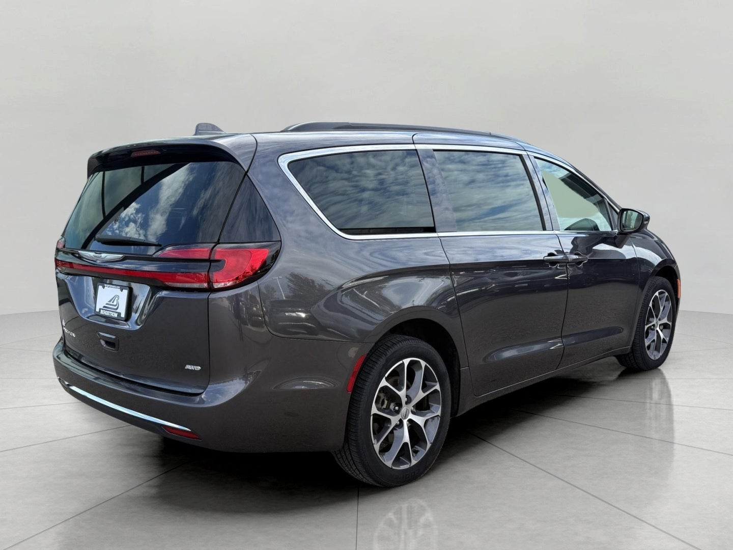 2022 Chrysler Pacifica Touring L AWD