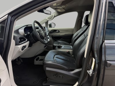 2022 Chrysler Pacifica Touring L AWD