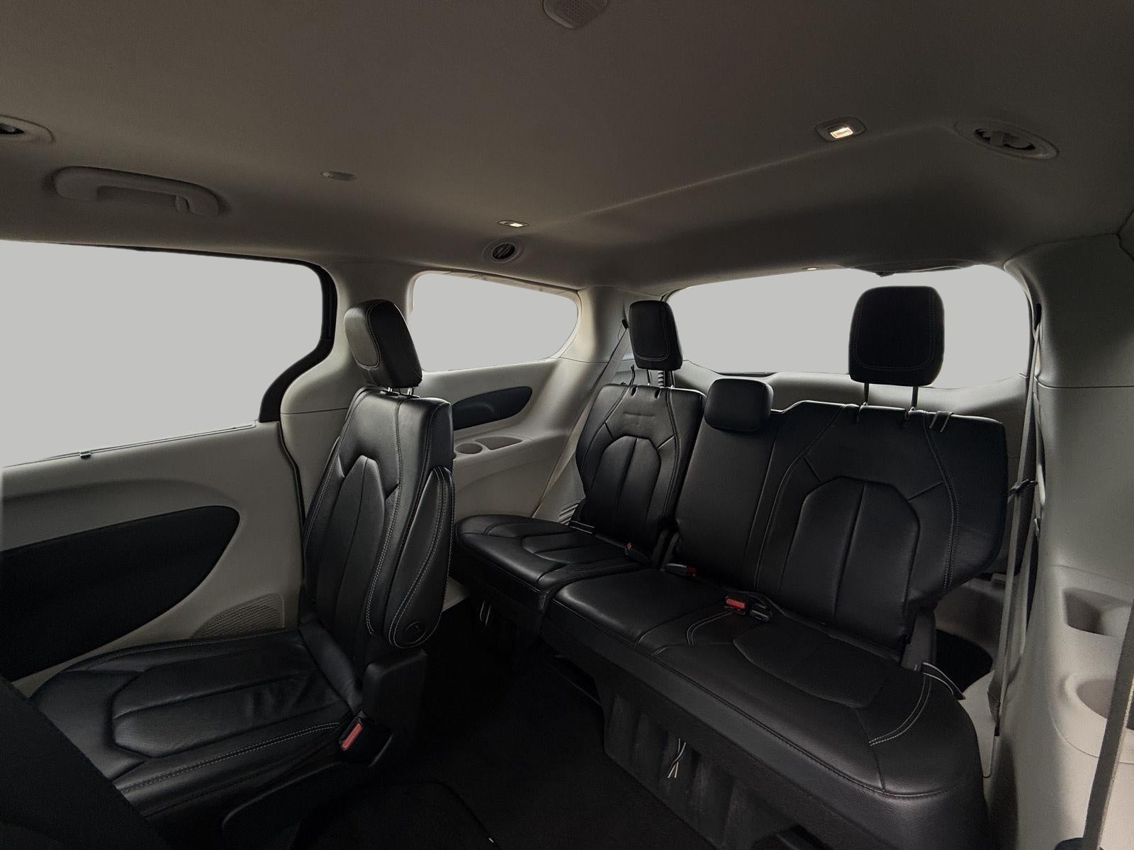2022 Chrysler Pacifica Touring L AWD