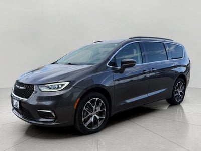 2022 Chrysler Pacifica Touring L AWD