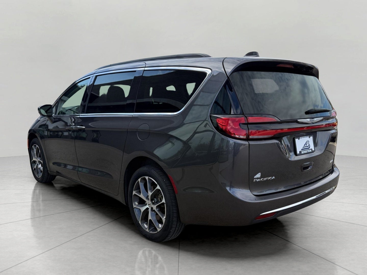 2022 Chrysler Pacifica Touring L AWD