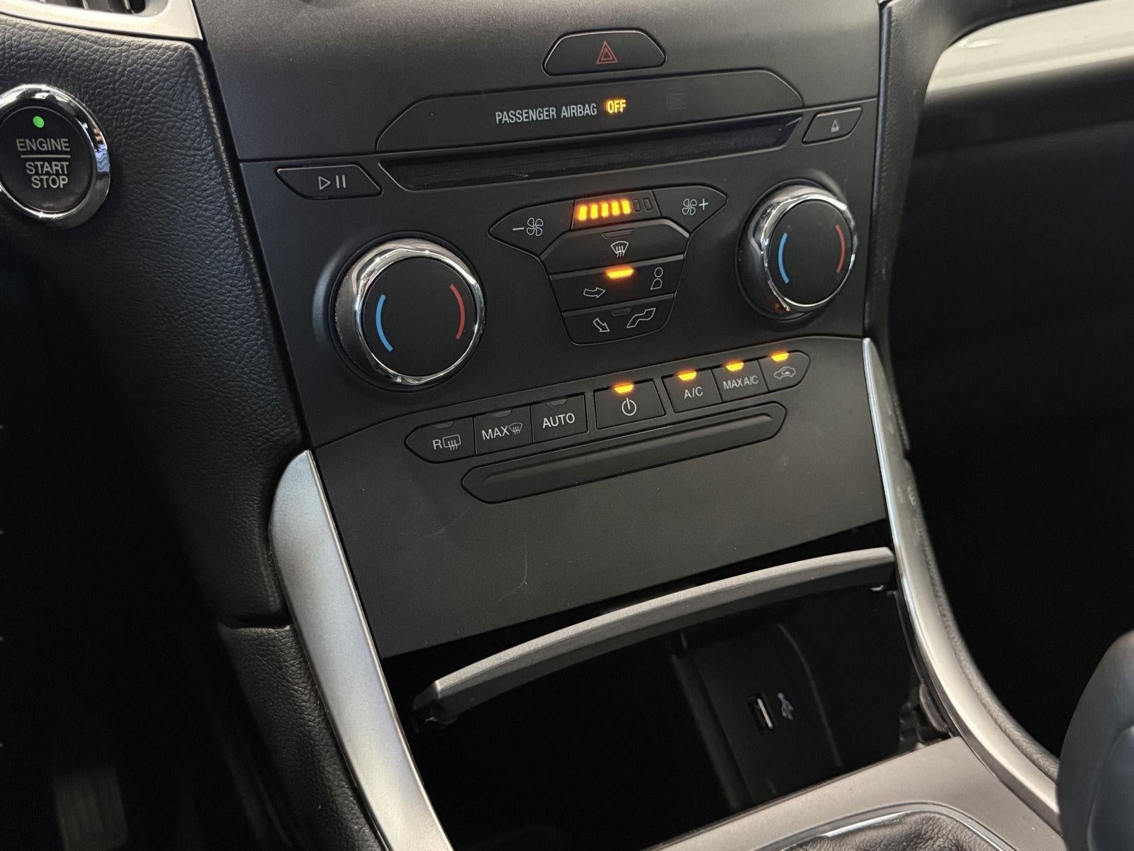 2016 Ford Edge 4dr SEL FWD