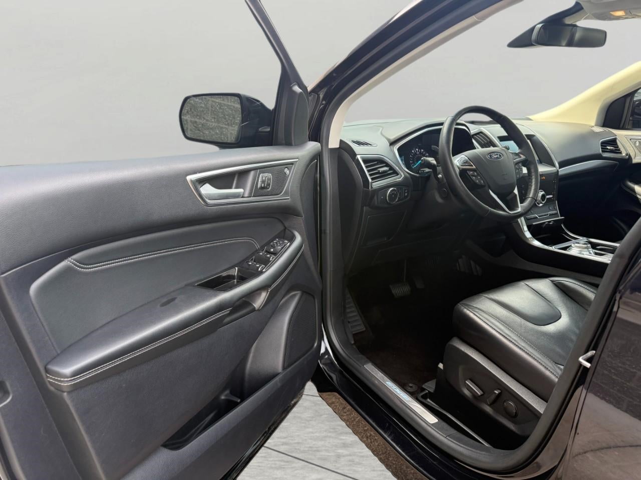 2020 Ford Edge Titanium AWD