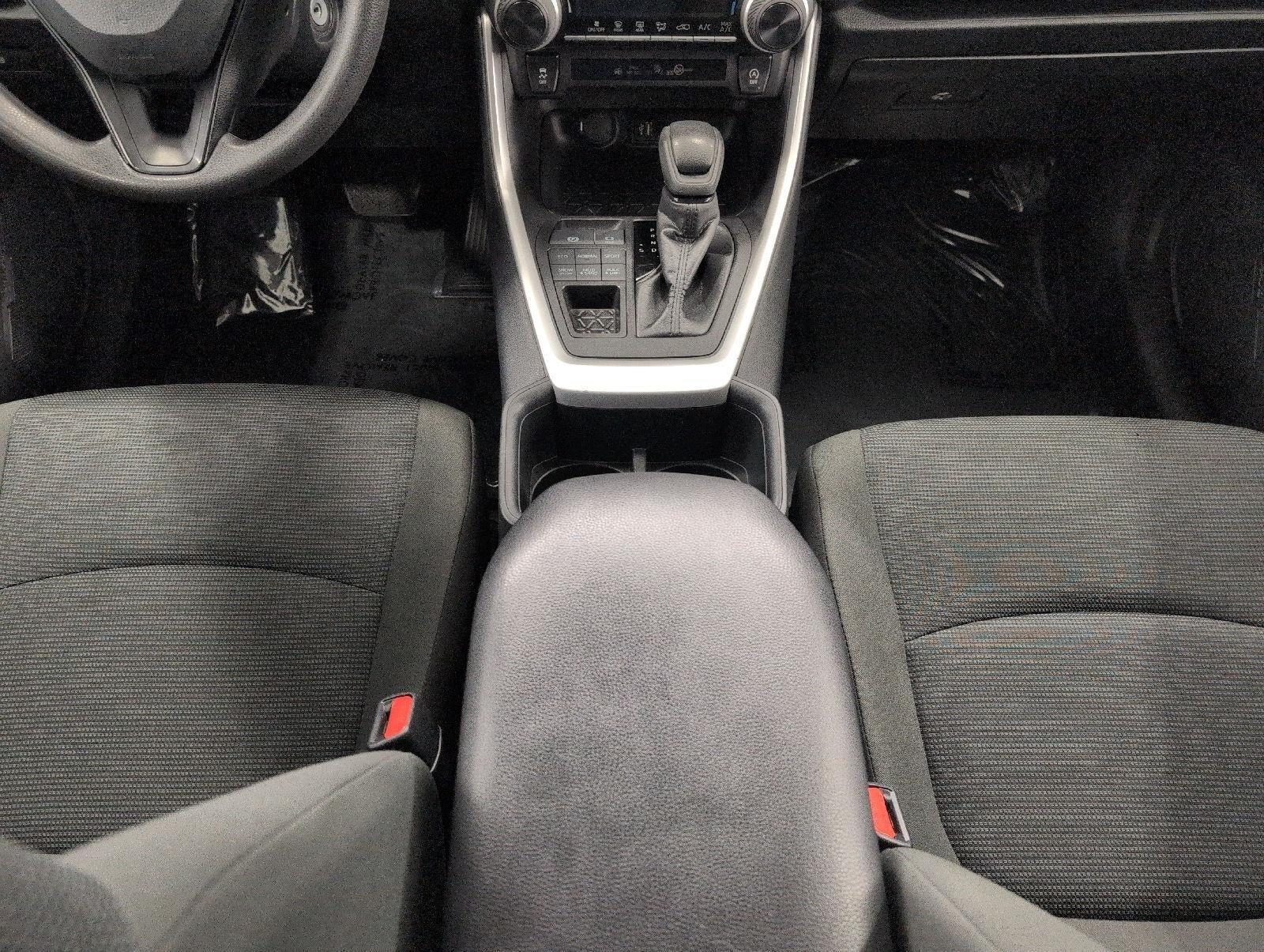 2025 Toyota RAV4 LE AWD (Natl)