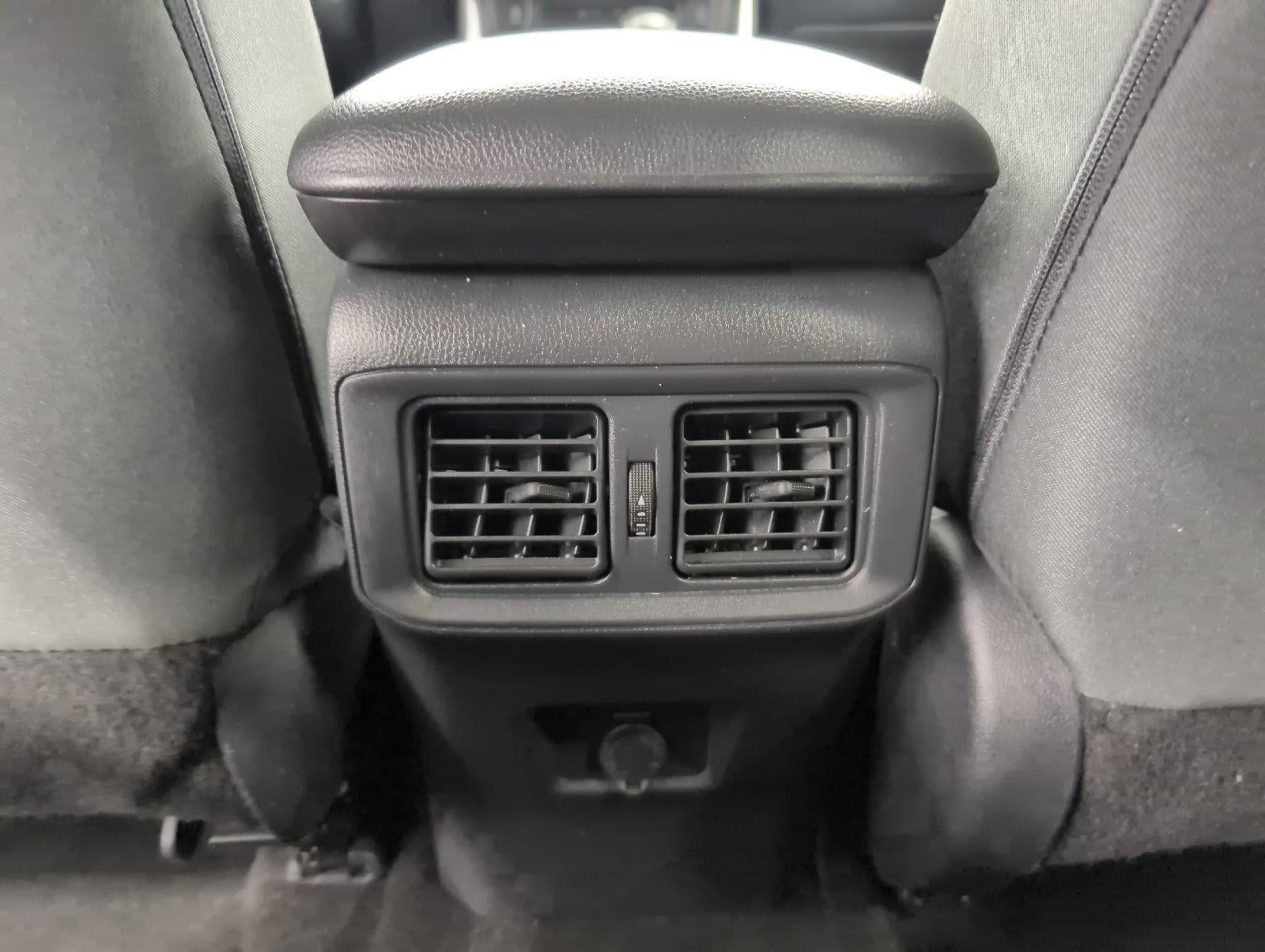 2025 Toyota RAV4 LE AWD (Natl)