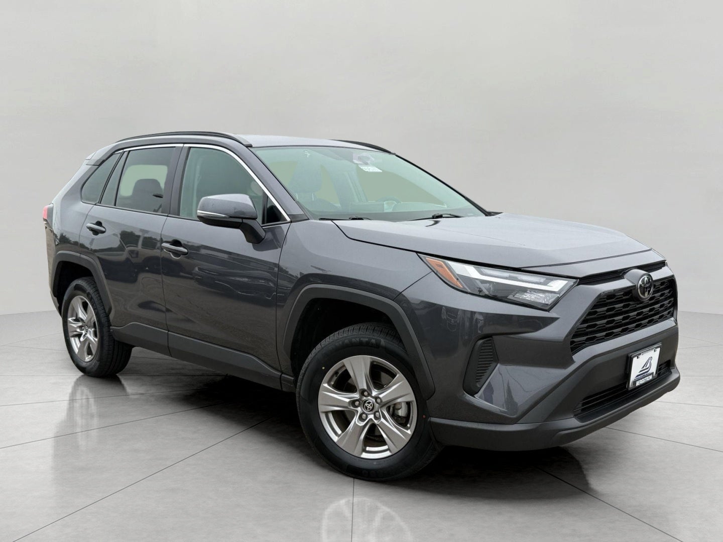 2025 Toyota RAV4 XLE AWD (Natl)