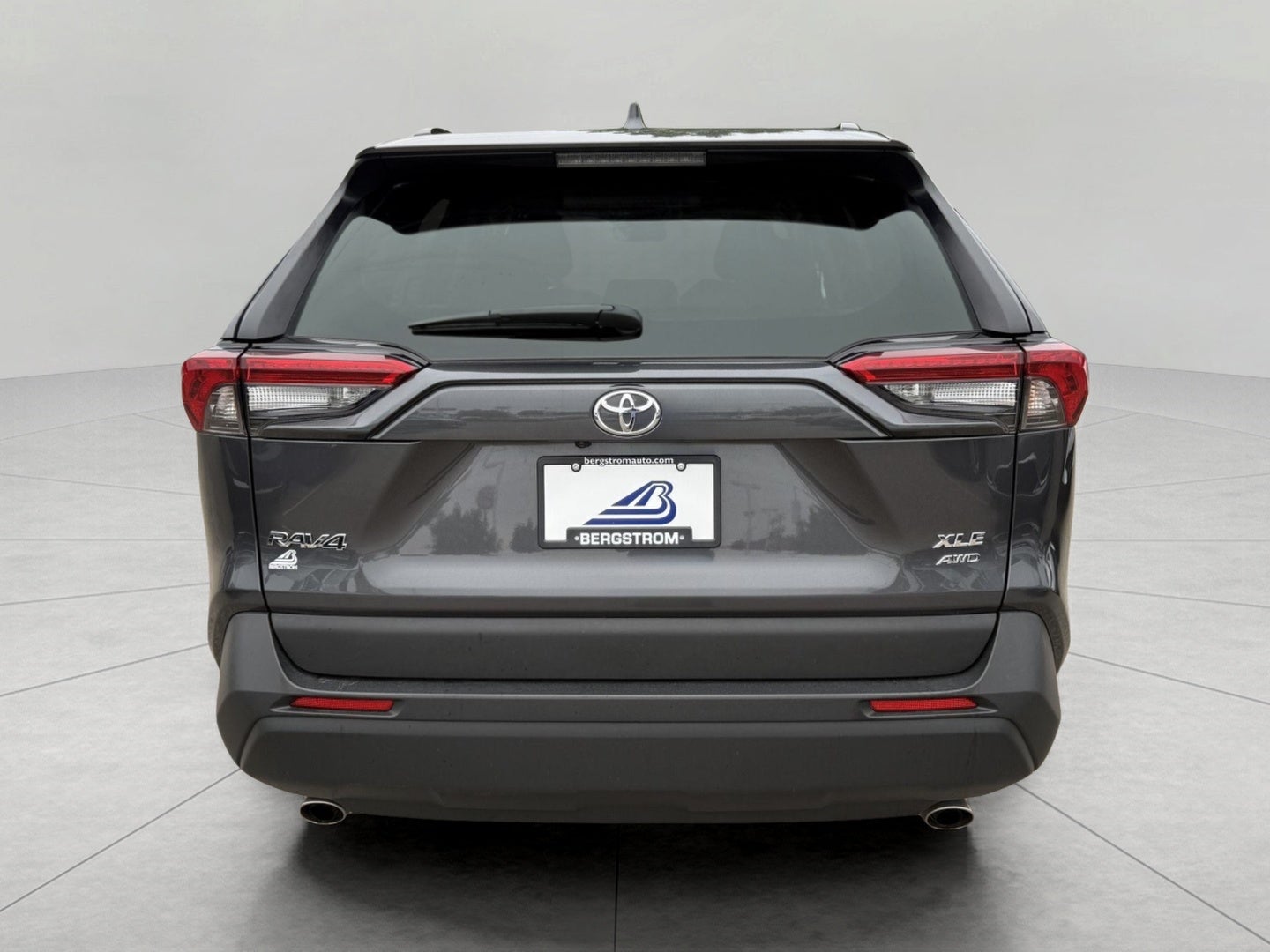 2025 Toyota RAV4 XLE AWD (Natl)