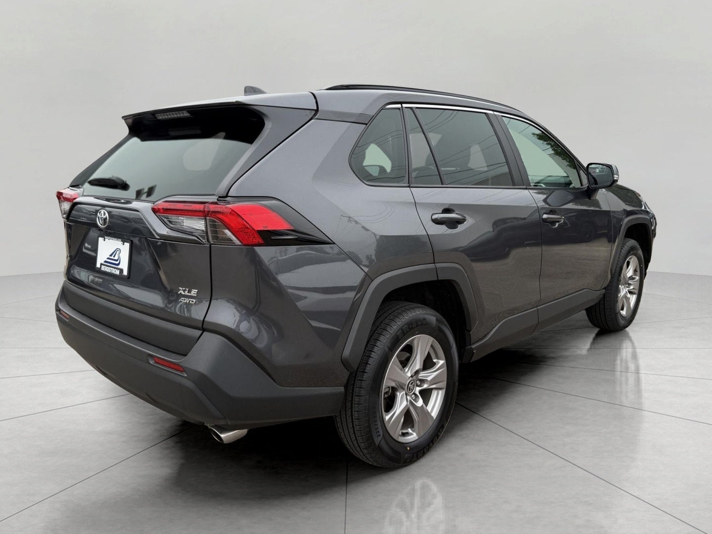 2025 Toyota RAV4 XLE AWD (Natl)