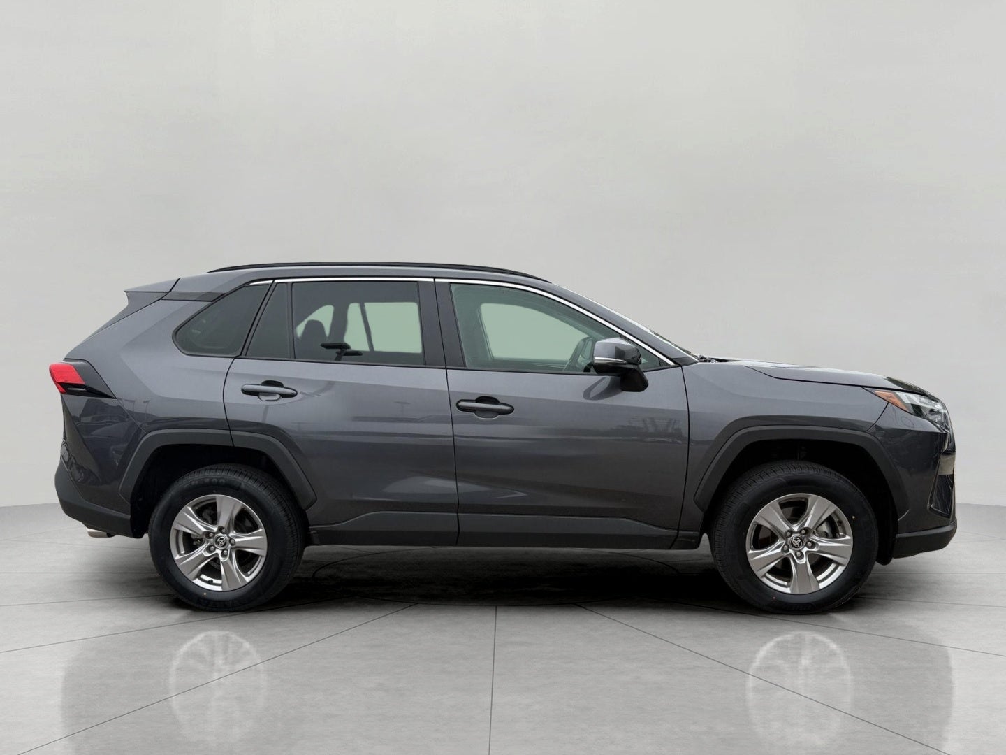 2025 Toyota RAV4 XLE AWD (Natl)