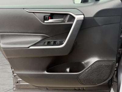 2025 Toyota RAV4 XLE AWD (Natl)