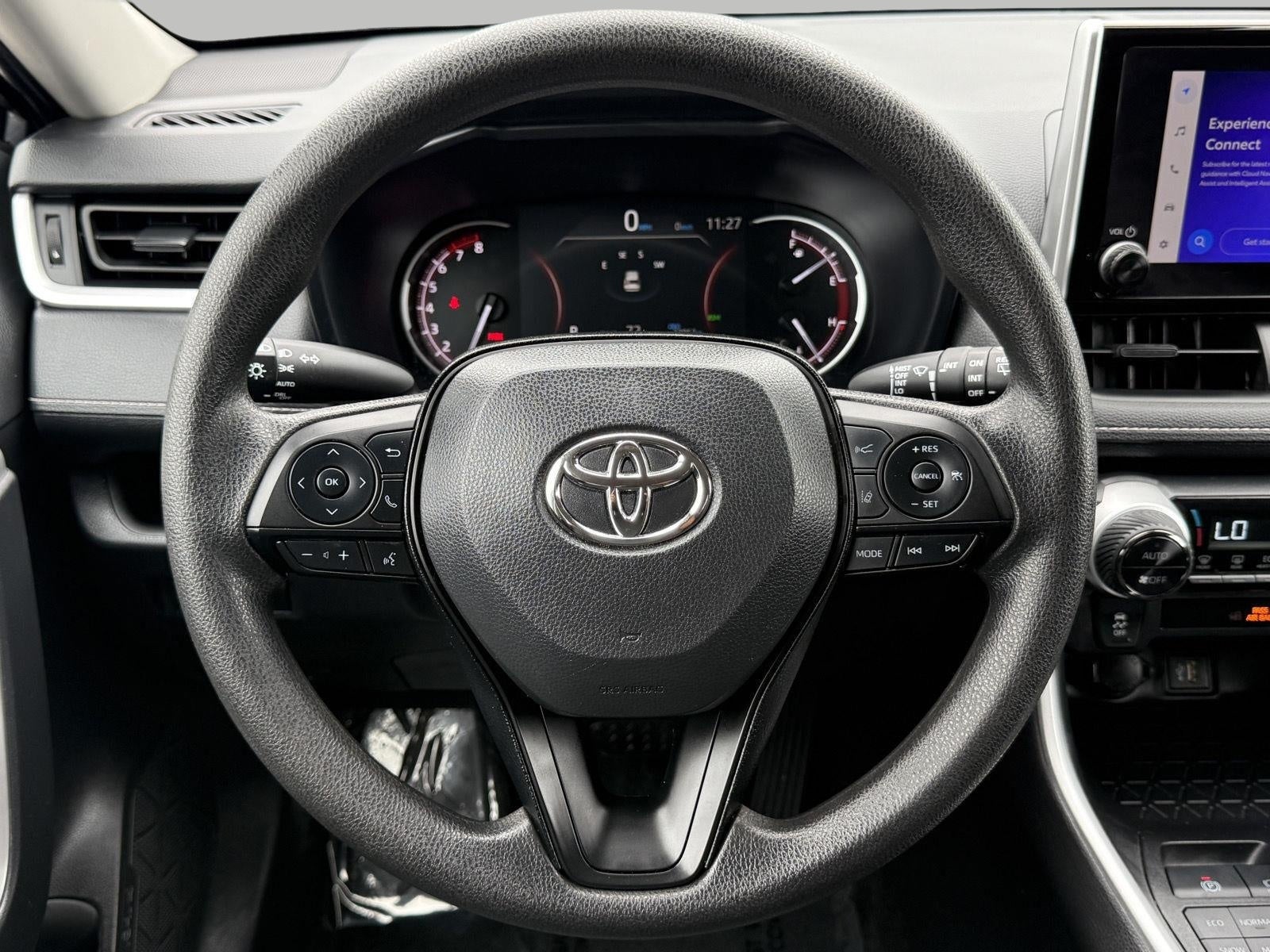 2025 Toyota RAV4 XLE AWD (Natl)